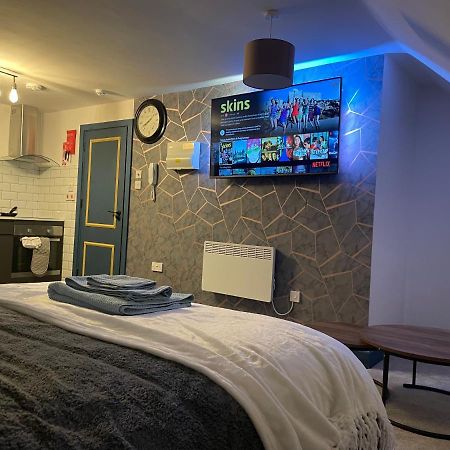 Lovely Studio Apartment Located In Birmingham Dış mekan fotoğraf