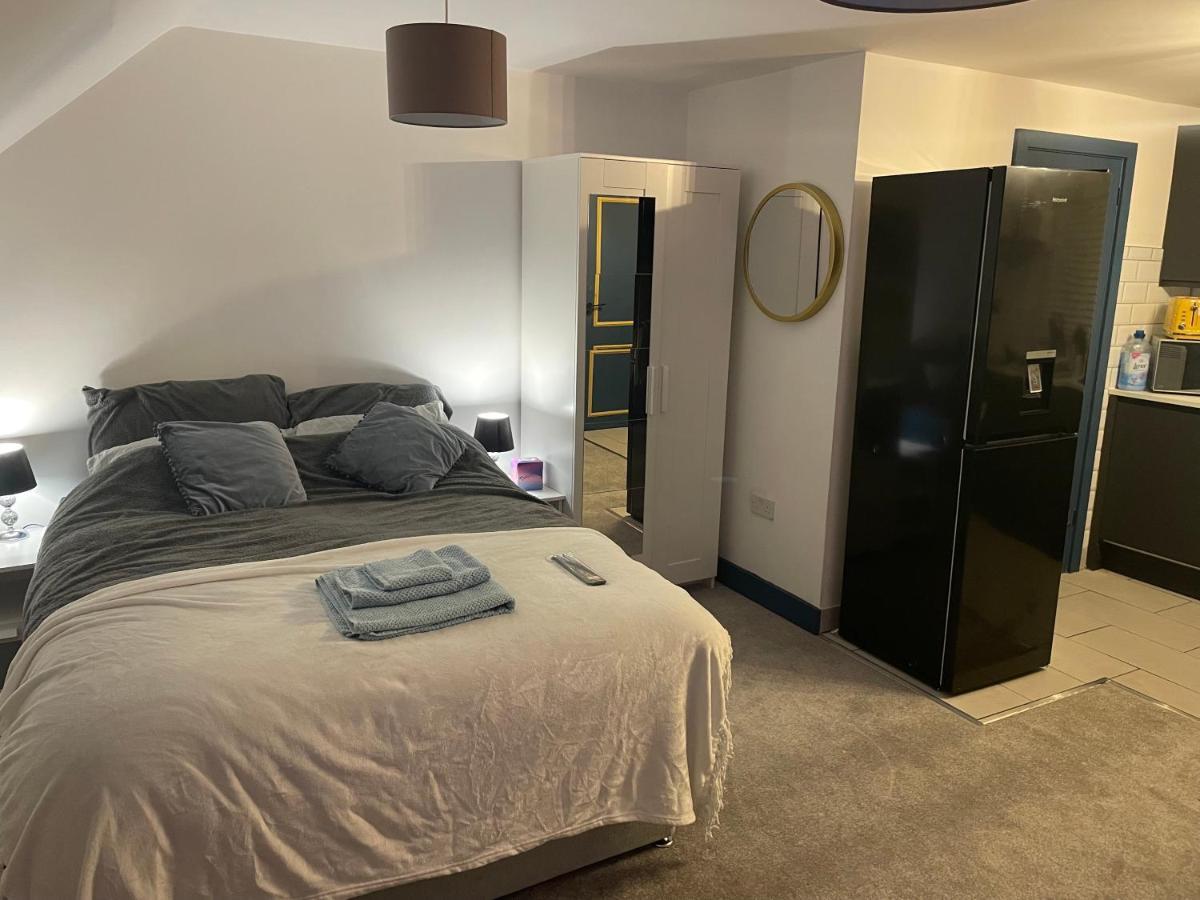 Lovely Studio Apartment Located In Birmingham Dış mekan fotoğraf