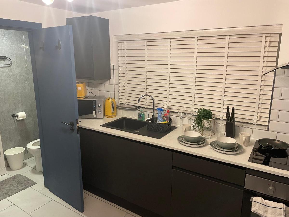 Lovely Studio Apartment Located In Birmingham Dış mekan fotoğraf
